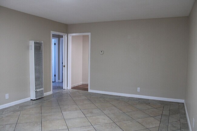 Building Photo - 319-325 21st St., Richmond, CA 94801