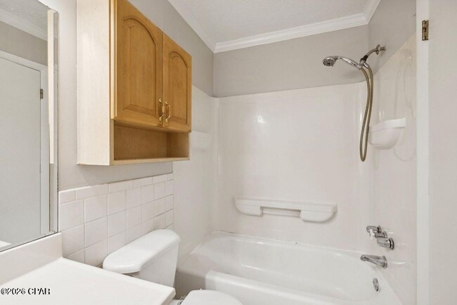 Building Photo - 6601 Pridgen St