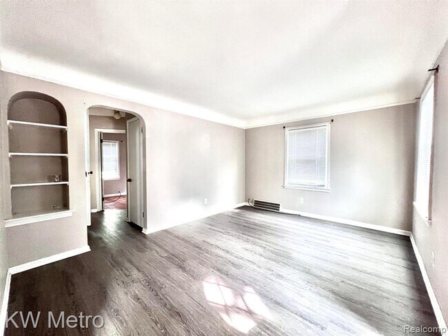 Building Photo - 2038 Mildred St