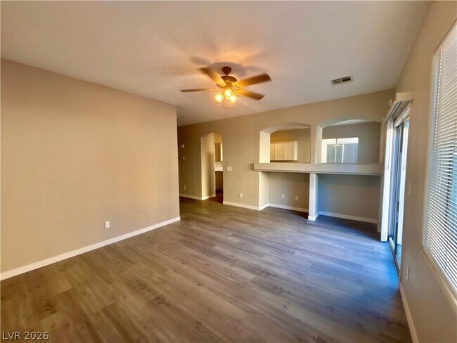 Building Photo - 7432 Decoro St