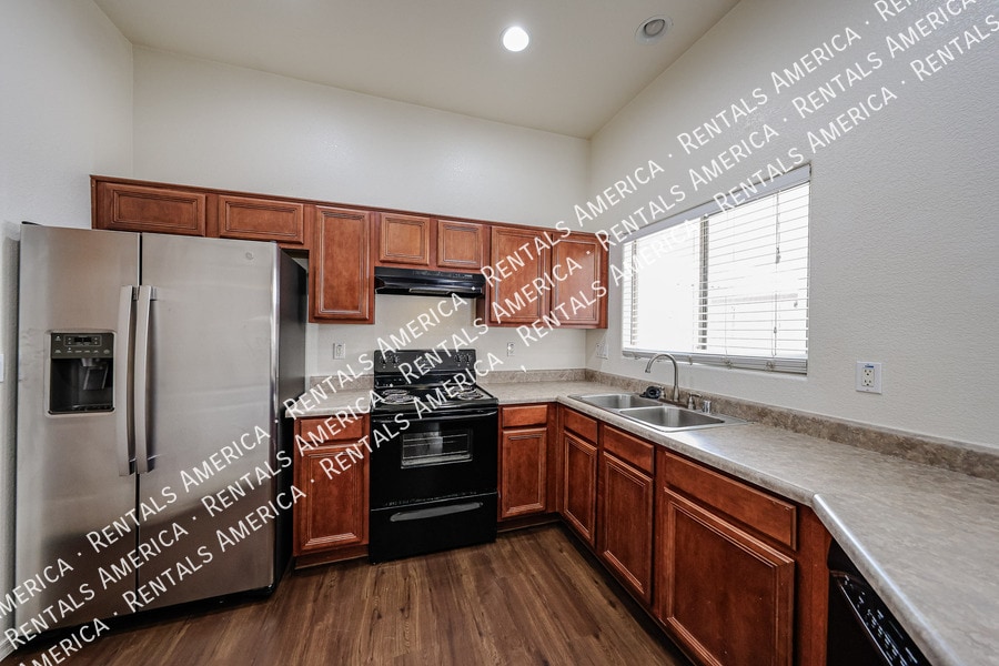 Building Photo - 8075 W Mary Jane Ln