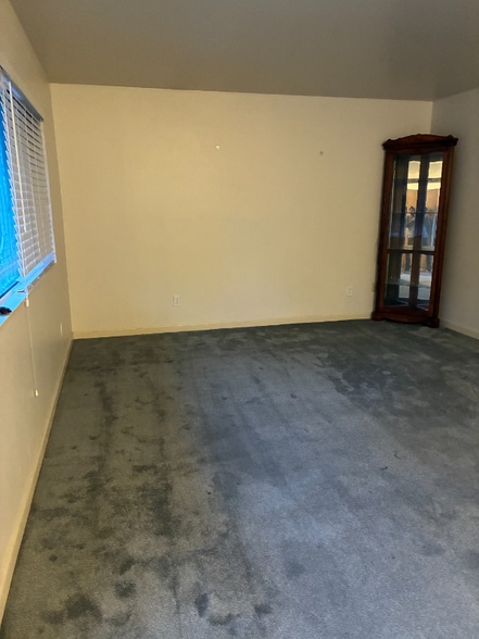 Building Photo - 3300 Brookdale Ave