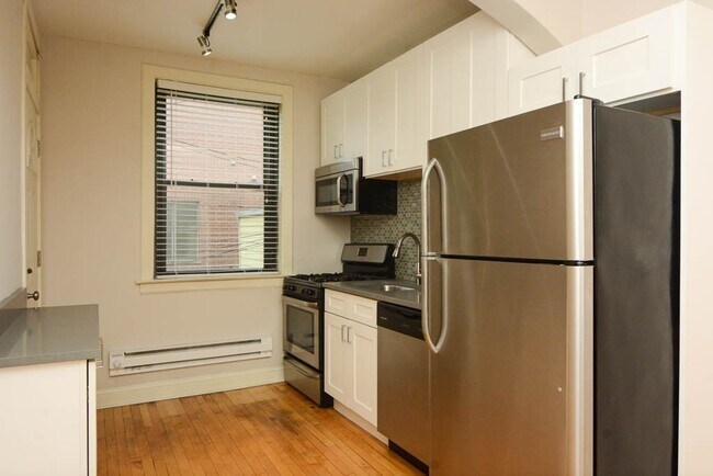 Building Photo - 2320.5 N Rockwell St