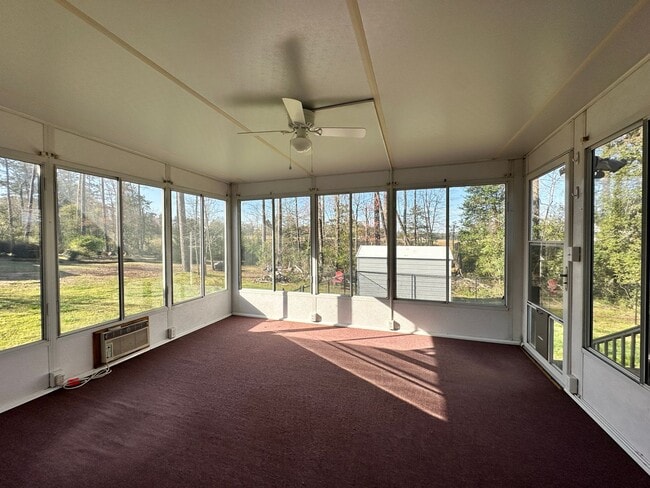 Building Photo - 3 Bed/2 Bath in Harlem, GA with Sunroom & ...