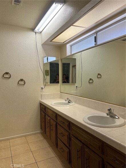 Building Photo - 14835 Kinai Rd