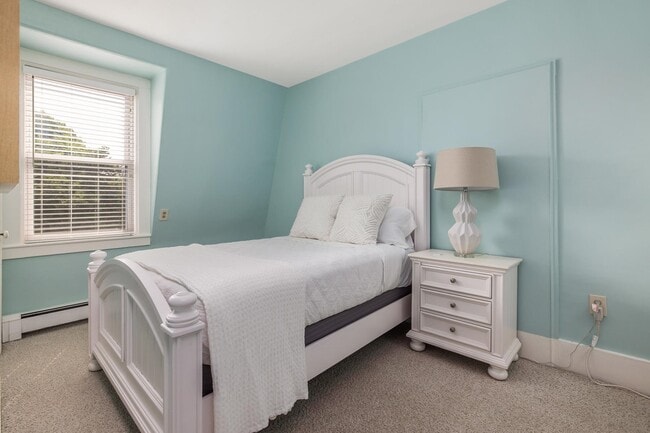 Building Photo - 39 Cable Rd