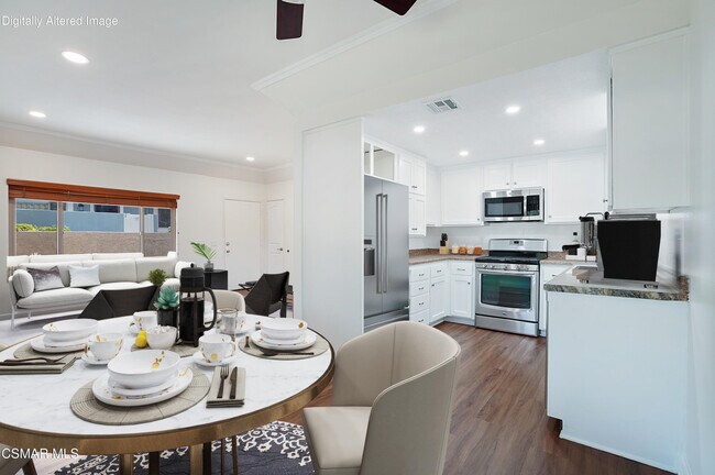 Building Photo - 1766 E Avenida De Las Flores