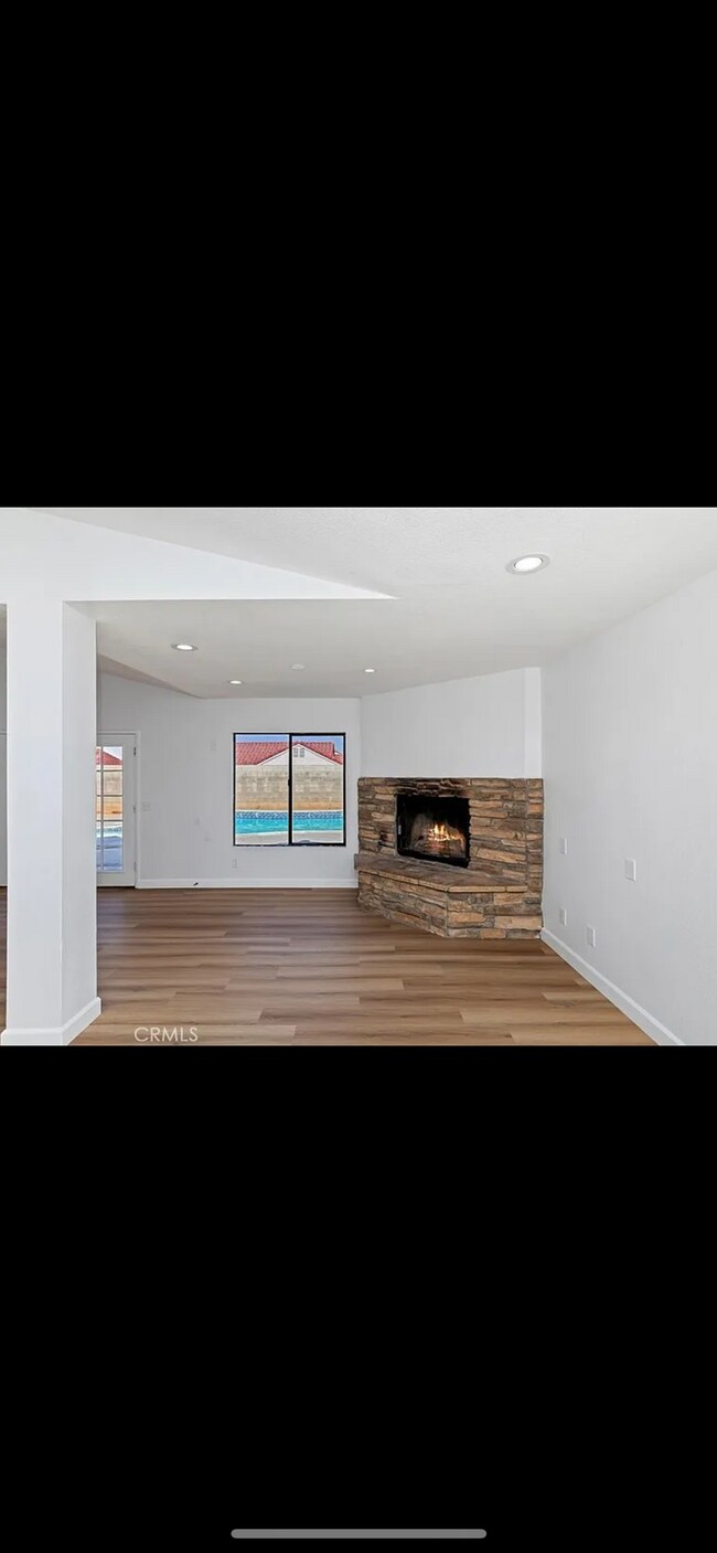 Building Photo - 11692 Hummingbird Pl