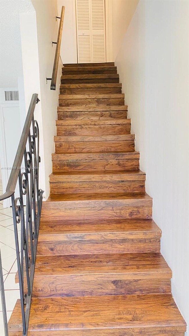 Building Photo - 5407 NW 27th St