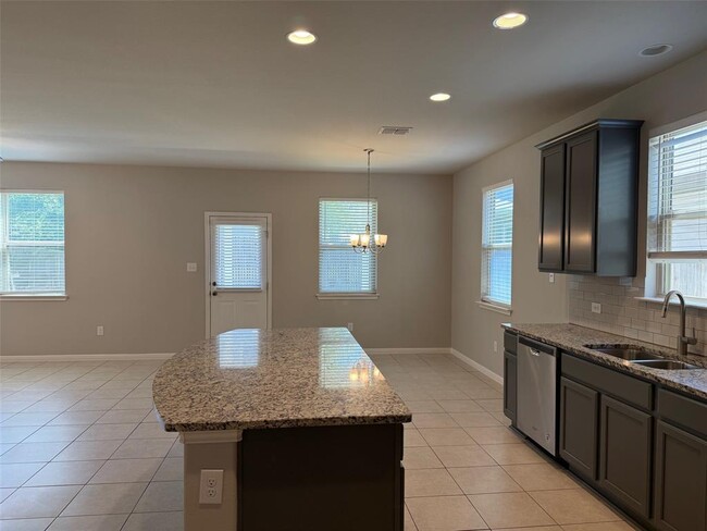 Building Photo - 11905 Mercantile Ln