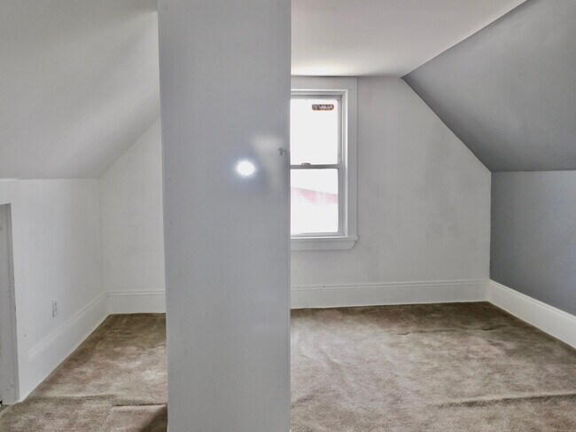 Third Floor Bedroom #3 - 424 Charles St