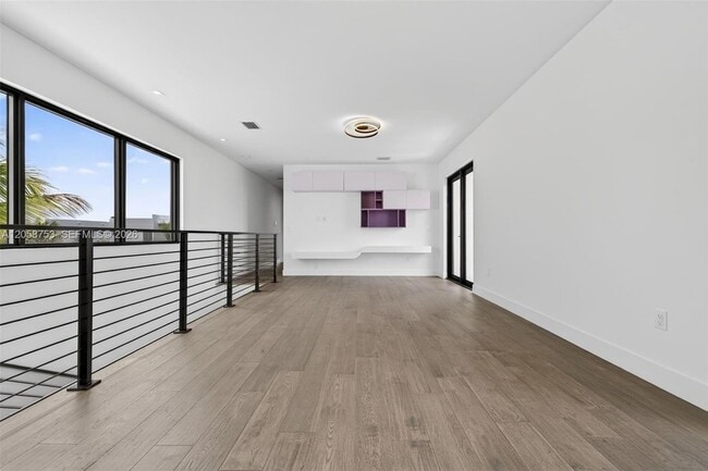 Building Photo - 16709 Botaniko Dr N