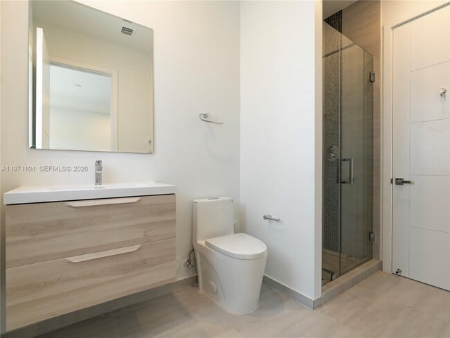 Building Photo - 841-843 SW 29th St