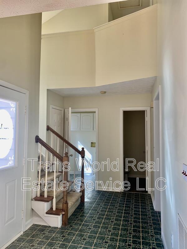 Building Photo - 1506 Betts Mill Rd