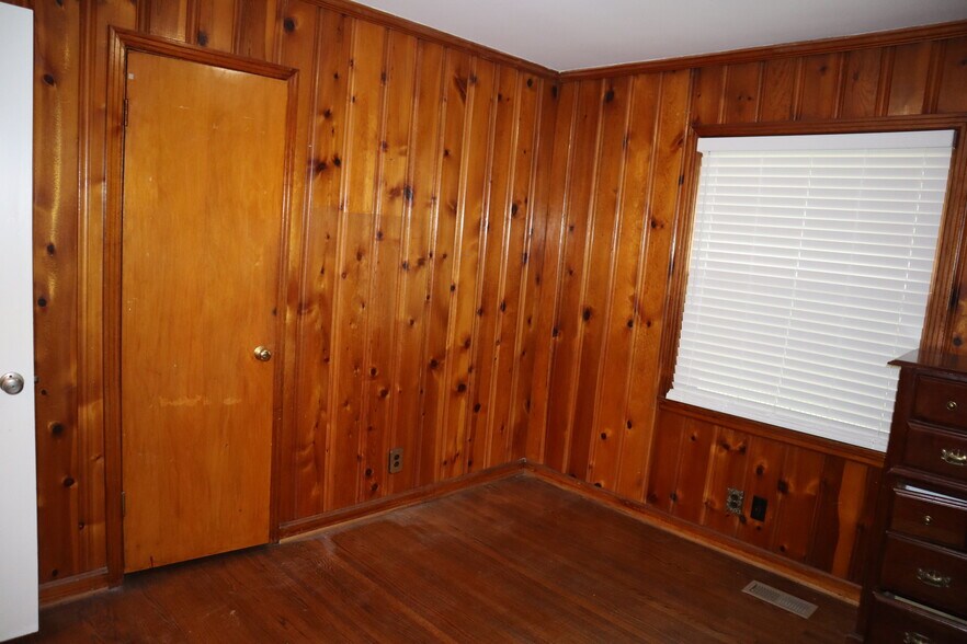 Building Photo - 3515 Hewlett Dr