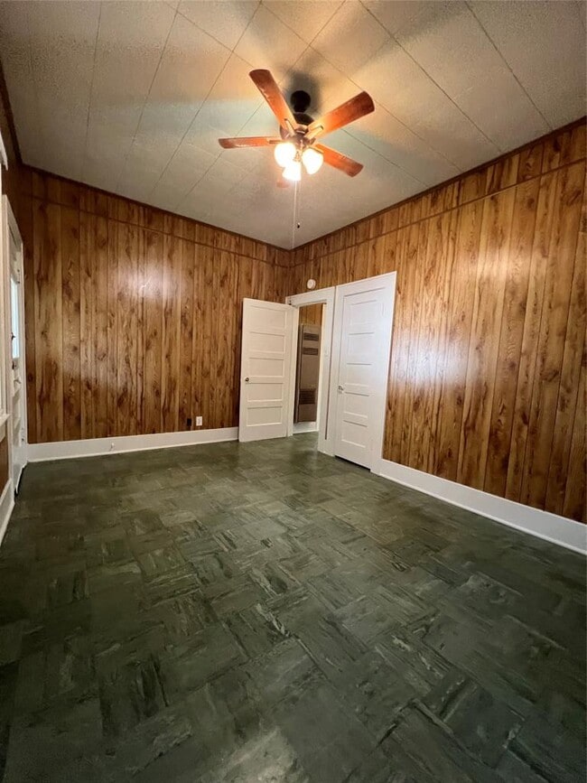 Building Photo - 3708 Harmon Ave