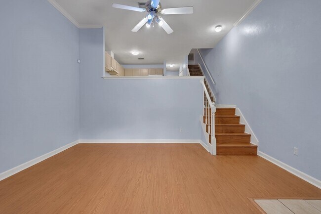 Building Photo - 1609 S Gadsden St