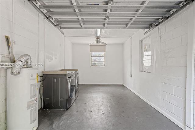 Building Photo - 10401 NE 2nd Ave