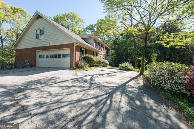 Building Photo - 3690 Aubusson Trce