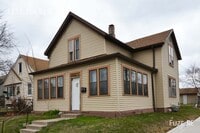 Building Photo - 1237 7th St E