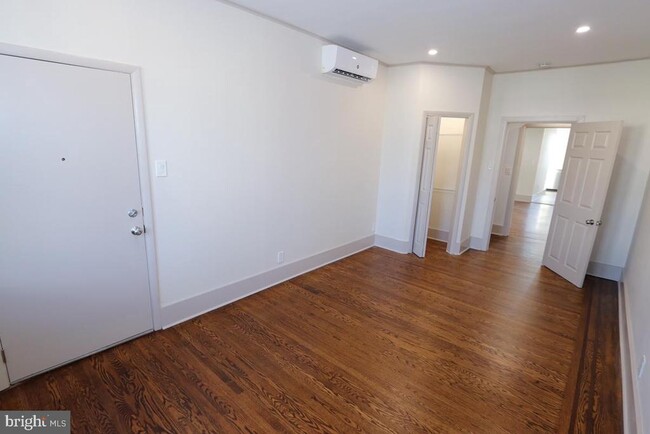 Building Photo - 314 Huntingdon Pike