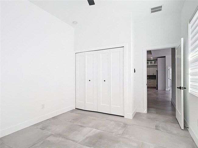 Building Photo - 159 Antilla Dr