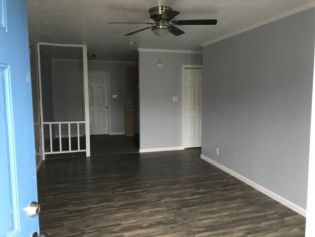Building Photo - 5772 Aftonshire Dr