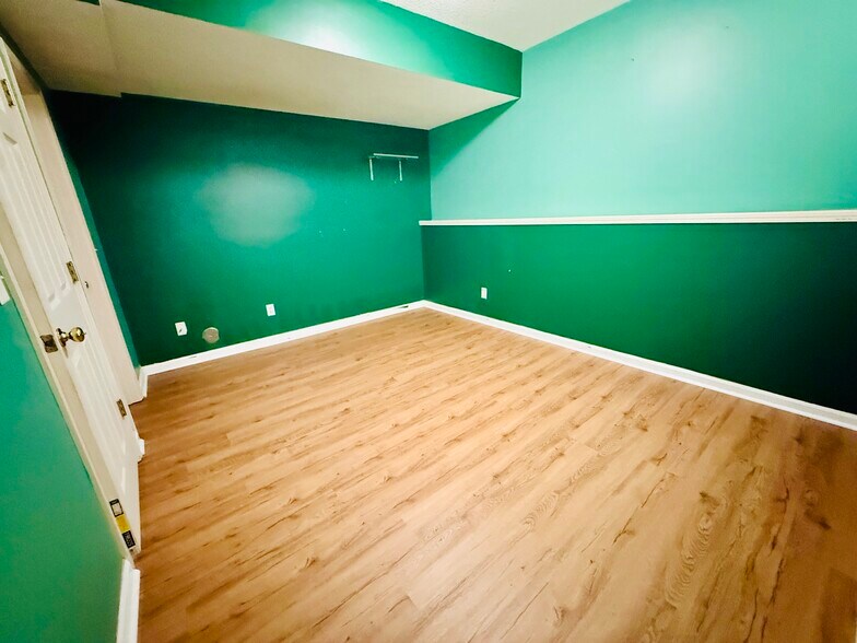 Building Photo - 7889 W 155th Pl