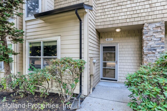 Building Photo - 3 br, 2 bath House - 8131 NE Wilkins St