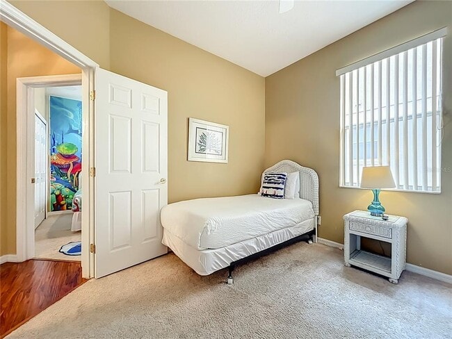 Building Photo - 520 Orista Dr