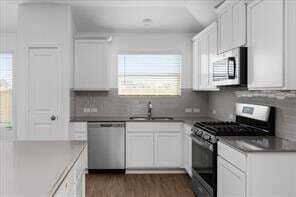 Building Photo - 329 Escondido Cir