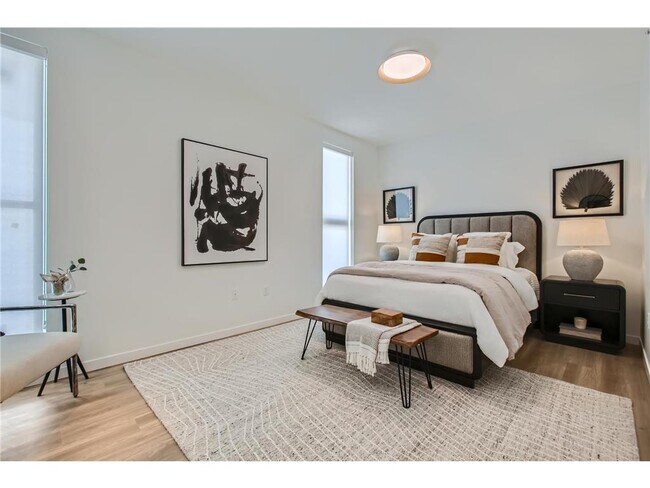 Building Photo - 4 West Dr