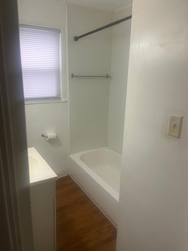 Building Photo - 1610 Garwood Dr