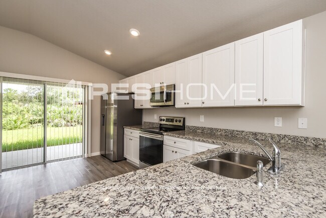 Building Photo - HOME FOR RENT!! One month free!