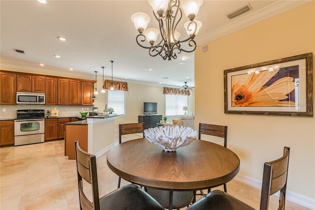 Building Photo - 13920 Clubhouse Dr