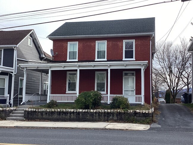 Primary Photo - 45 Clayton Ave