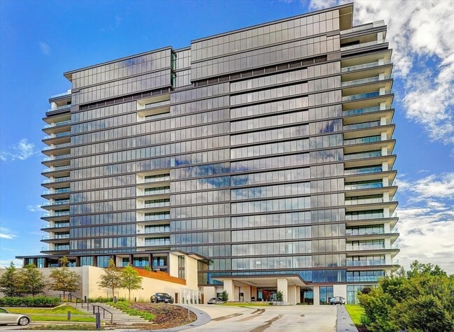 Building Photo - 3433 Westheimer Rd