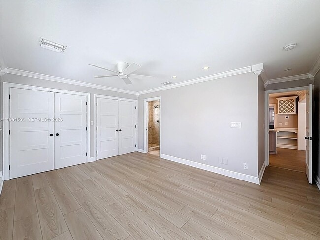 Building Photo - 2533 NE 21st Terrace