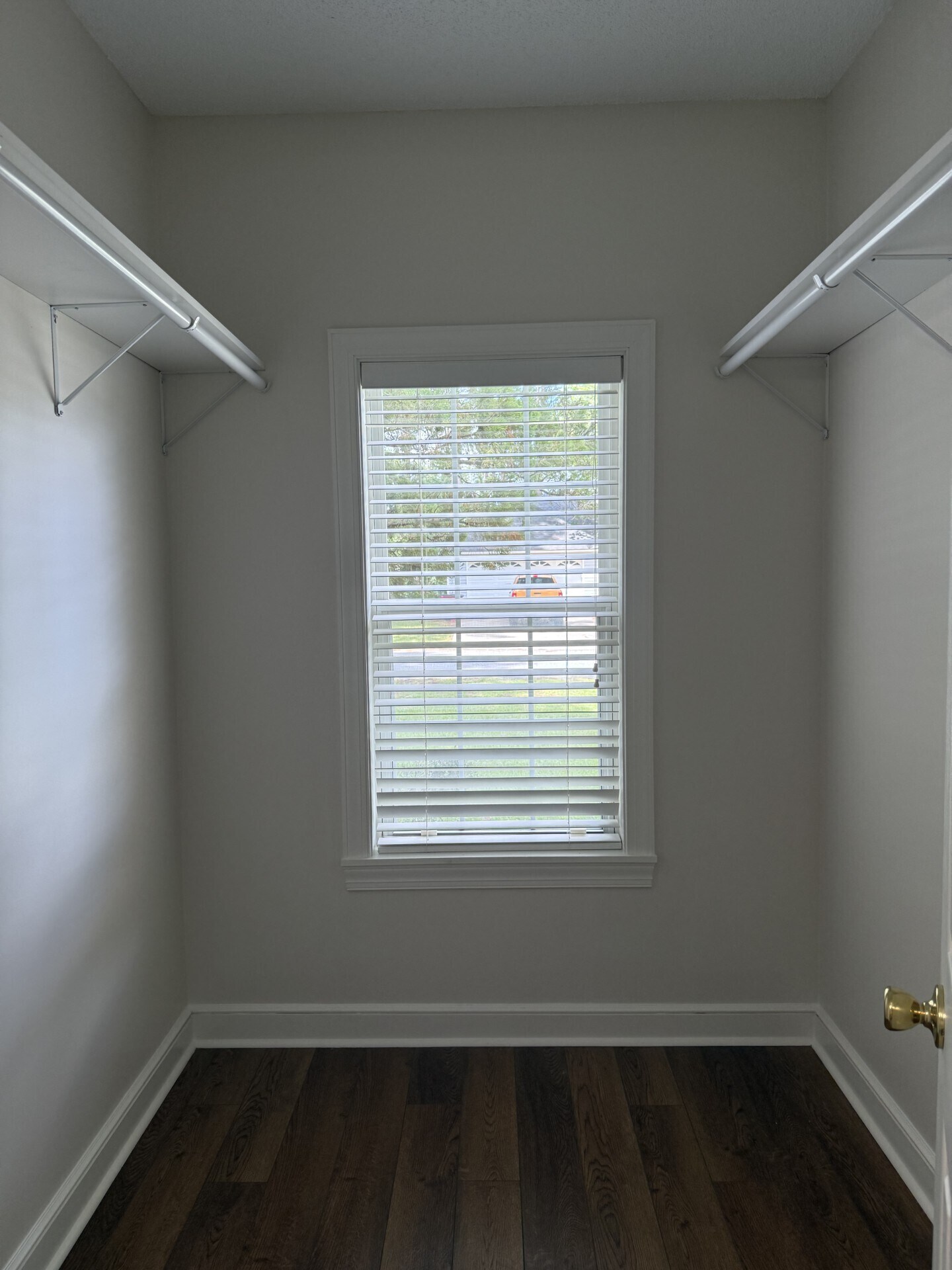 Building Photo - 1610 Mallard Ln