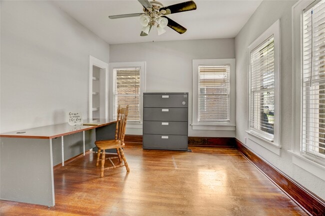 Building Photo - 5221 Mulford St