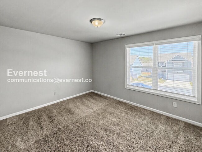 Building Photo - 322 Bertha Honey Stewart Dr