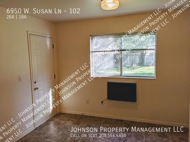 Building Photo - 6950 W Susan Ln