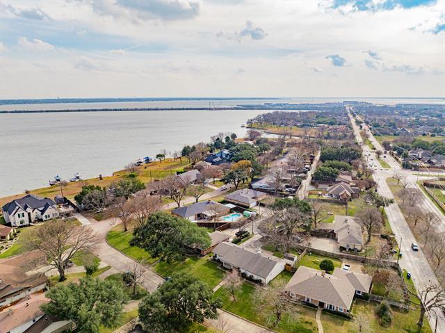 Building Photo - 3317 Bouvier St