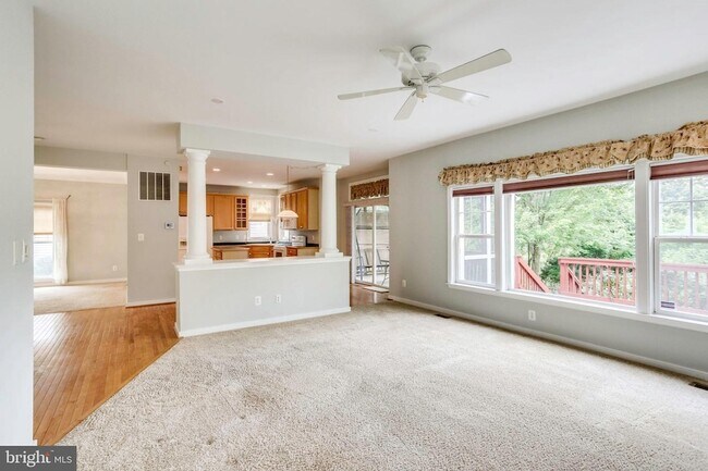 Building Photo - 26161 Rachel Hill Dr