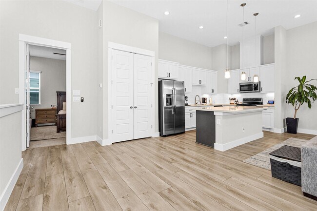 Building Photo - 7707 Nasser Ln