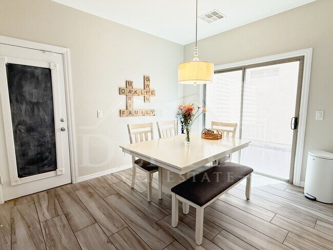 Building Photo - 2855 S Key Biscayne Dr