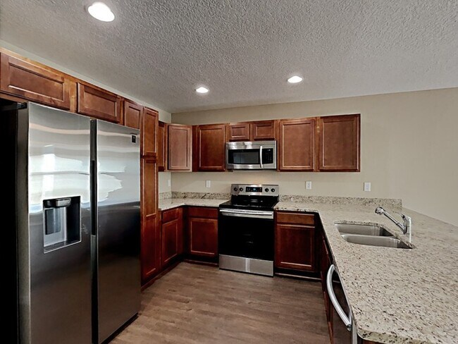 Building Photo - BEAUTIFUL NEW HOME
