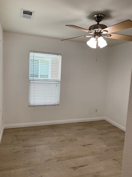 3RD BED ROOM - 11860 Brandywine Pl