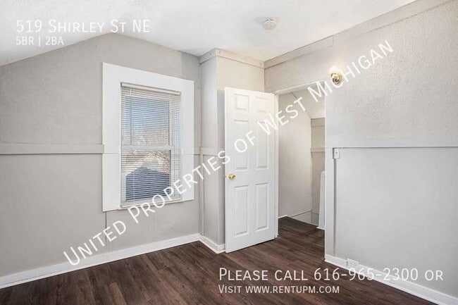 Building Photo - 519 Shirley St NE