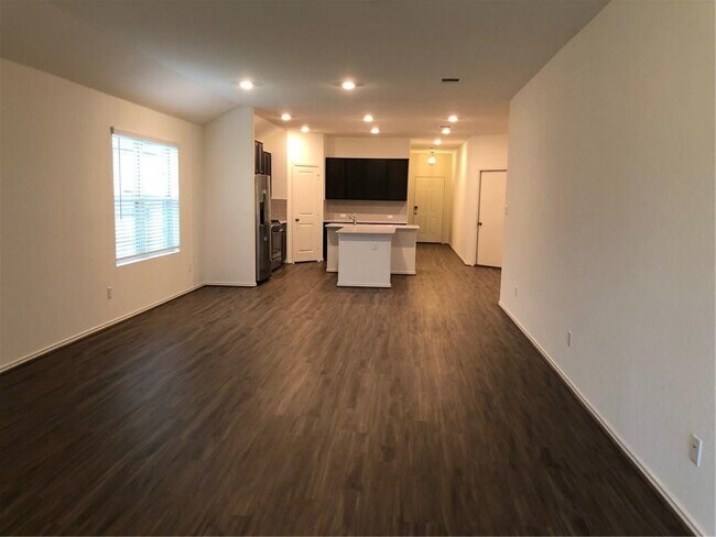 Building Photo - 3357 Pauling Loop